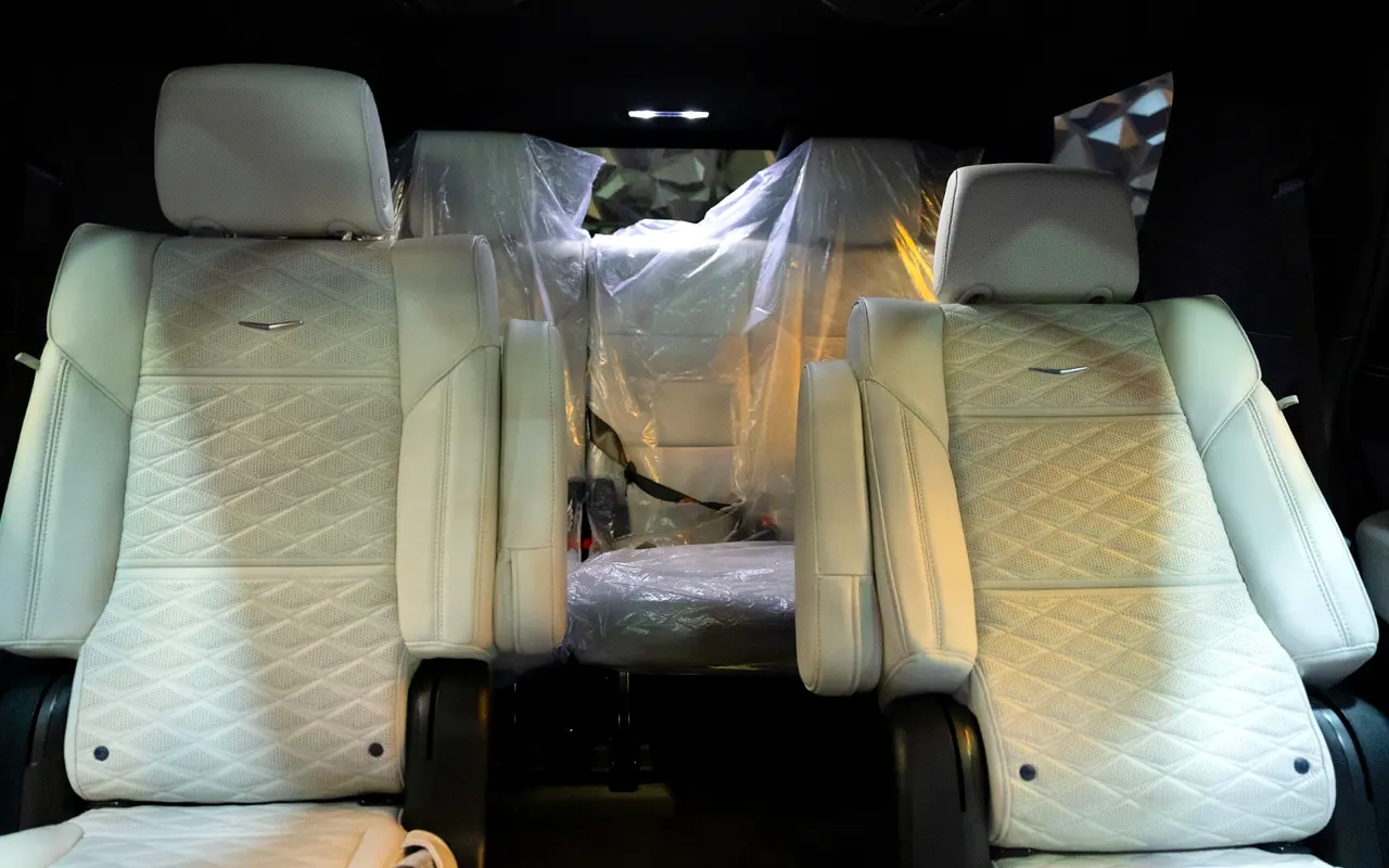 CADILLAC Escalade Platinum 2026 - photo 9 - Import Émirats | International Cars