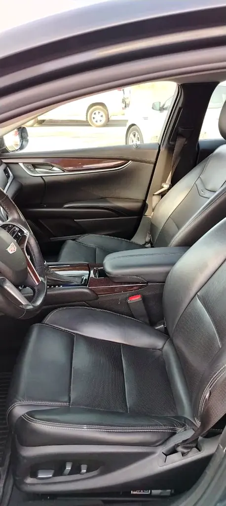 CADILLAC XTS Platinum 2017 - photo 10 - Import Émirats | International Cars