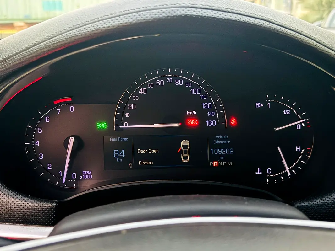 CADILLAC XTS Platinum 2017 - photo 12 - Import Émirats | International Cars