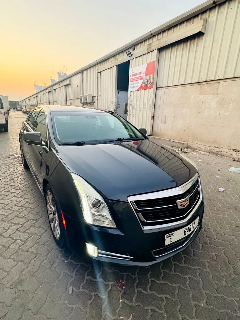 CADILLAC XTS Platinum 2017 - photo 4 - Import Émirats | International Cars