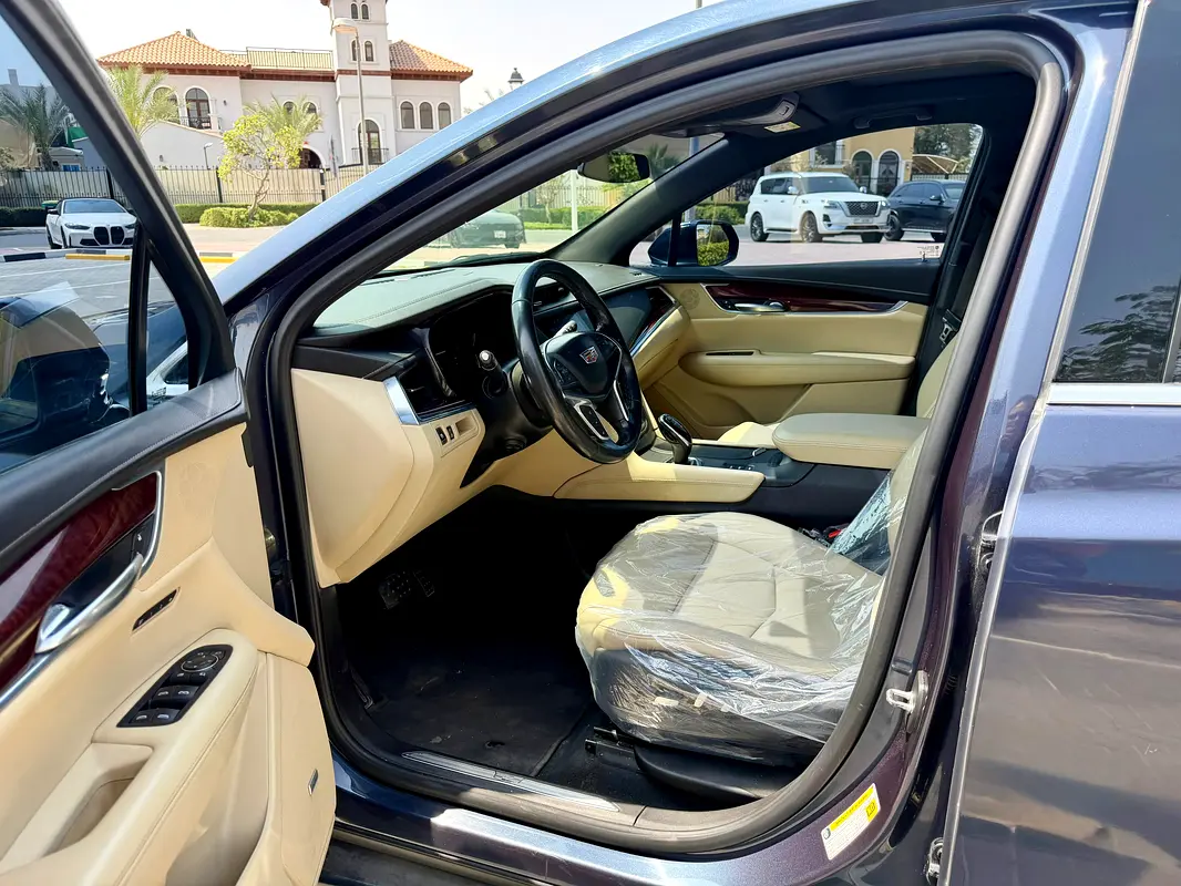 CADILLAC XT5 Premium Luxury 2019 - photo 10 - Import Émirats | International Cars