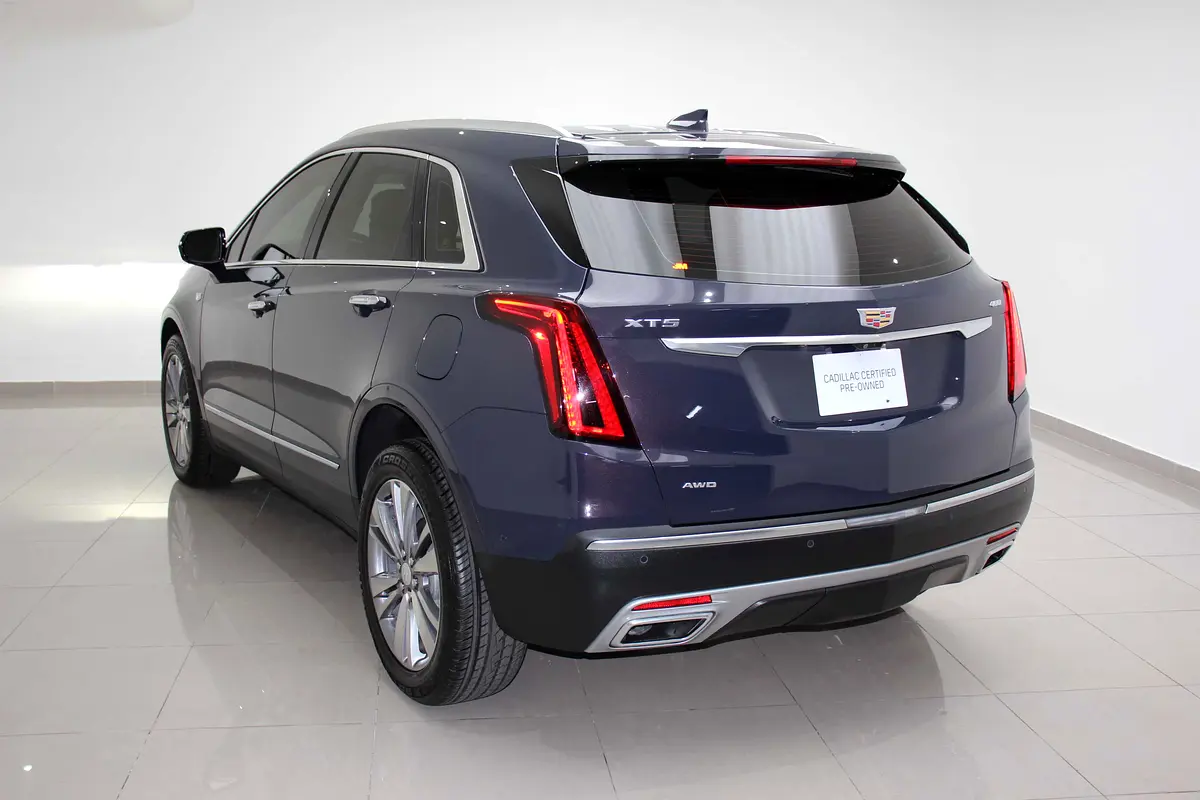 CADILLAC XT5 Platinum AWD 2024 - photo 3 - Import Émirats | International Cars