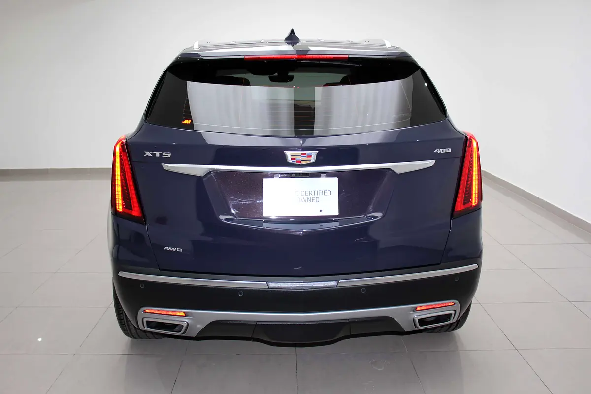 CADILLAC XT5 Platinum AWD 2024 - photo 4 - Import Émirats | International Cars