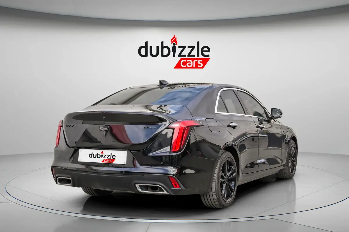 CADILLAC CT4 Luxury 2022 - photo 6 - Import Émirats | International Cars