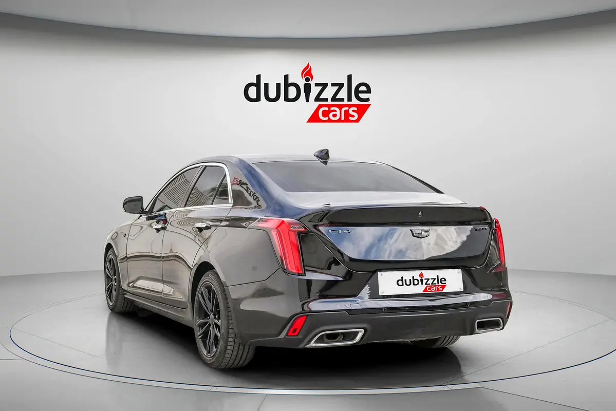 CADILLAC CT4 Luxury 2022 - photo 8 - Import Émirats | International Cars