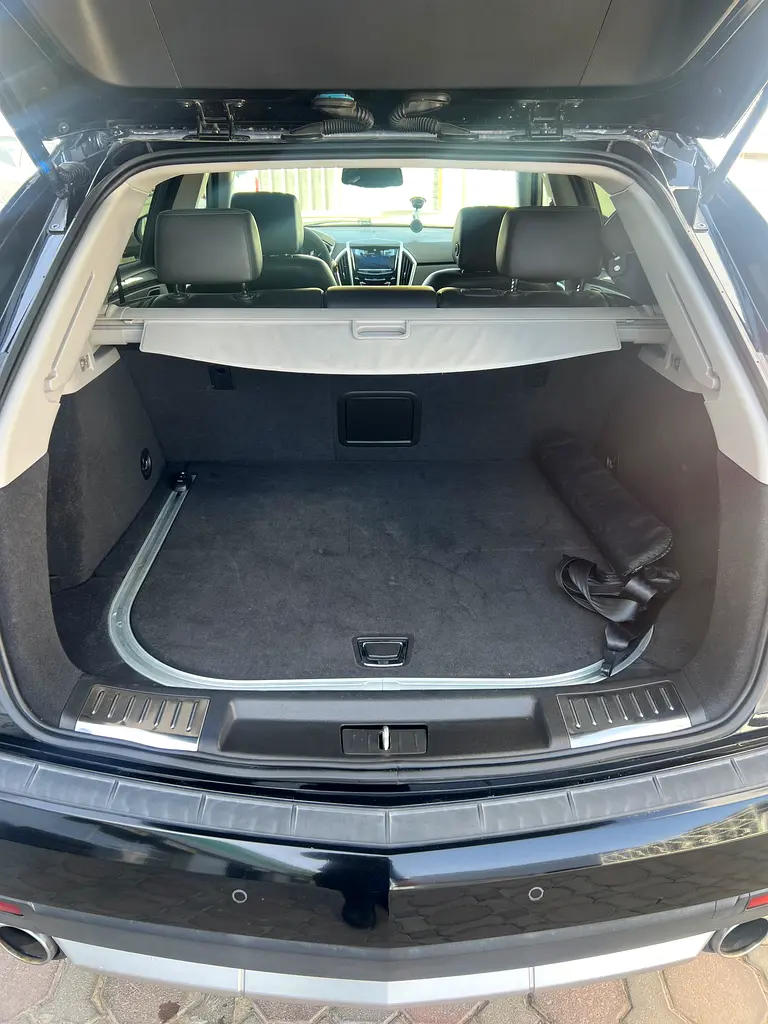 CADILLAC SRX Liberty 2014 - photo 3 - Import Émirats | International Cars