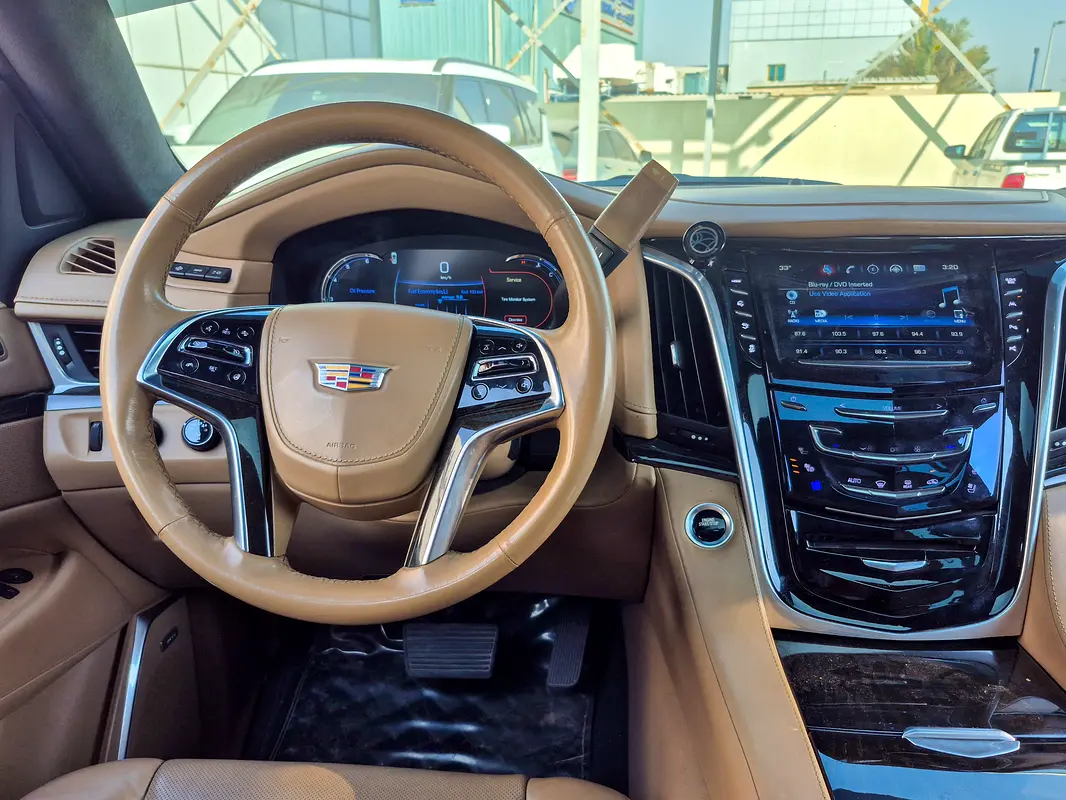 CADILLAC Escalade Platinum 2020 - photo 10 - Import Émirats | International Cars