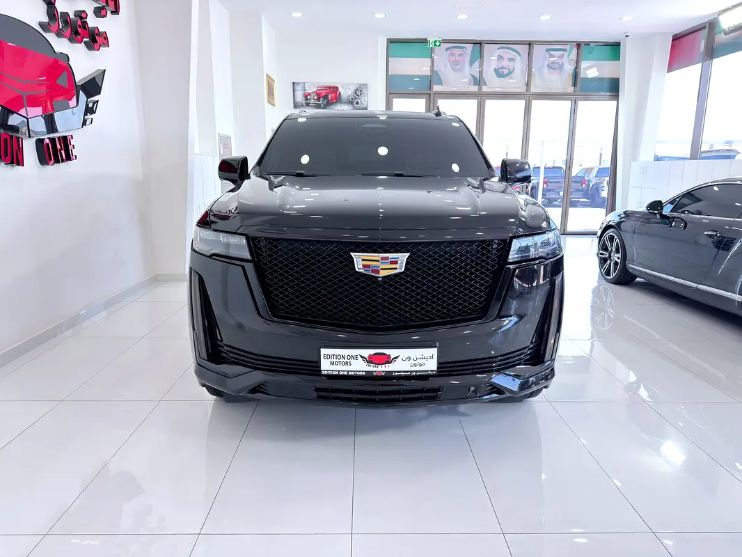 CADILLAC Escalade 600 Black Edition 2022 - photo 2 - Import Émirats | International Cars