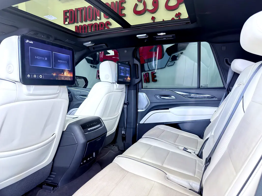 CADILLAC Escalade 600 Black Edition 2022 - photo 7 - Import Émirats | International Cars