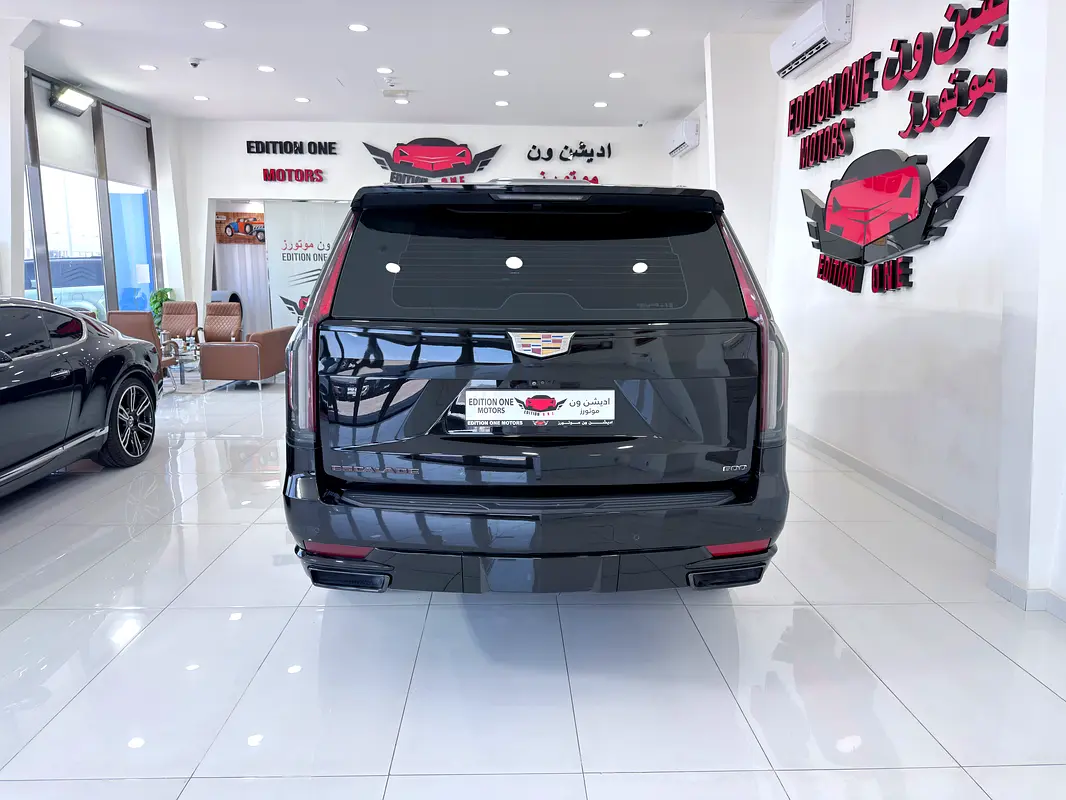 CADILLAC Escalade 600 Black Edition 2022 - photo 9 - Import Émirats | International Cars