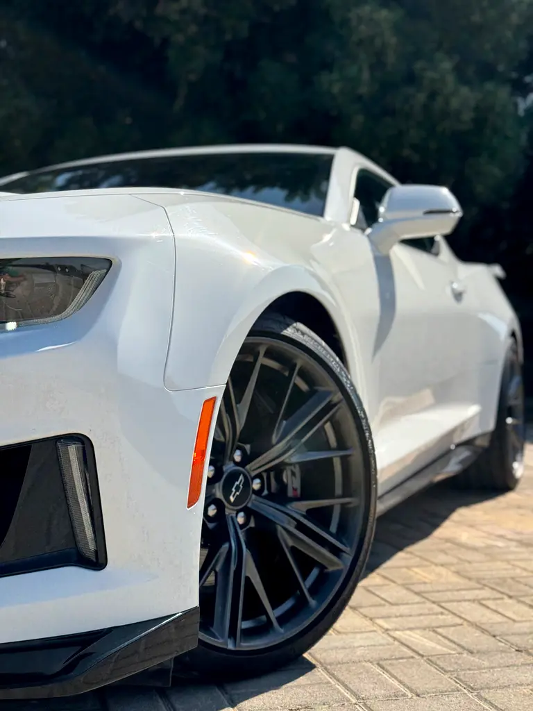 CHEVROLET Camaro ZL1 2022 - photo 4 - Import Émirats | International Cars