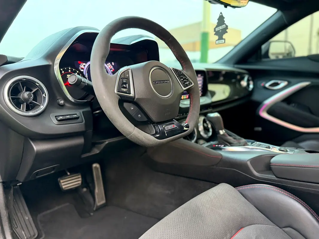 CHEVROLET Camaro ZL1 2020 - photo 11 - Import Émirats | International Cars