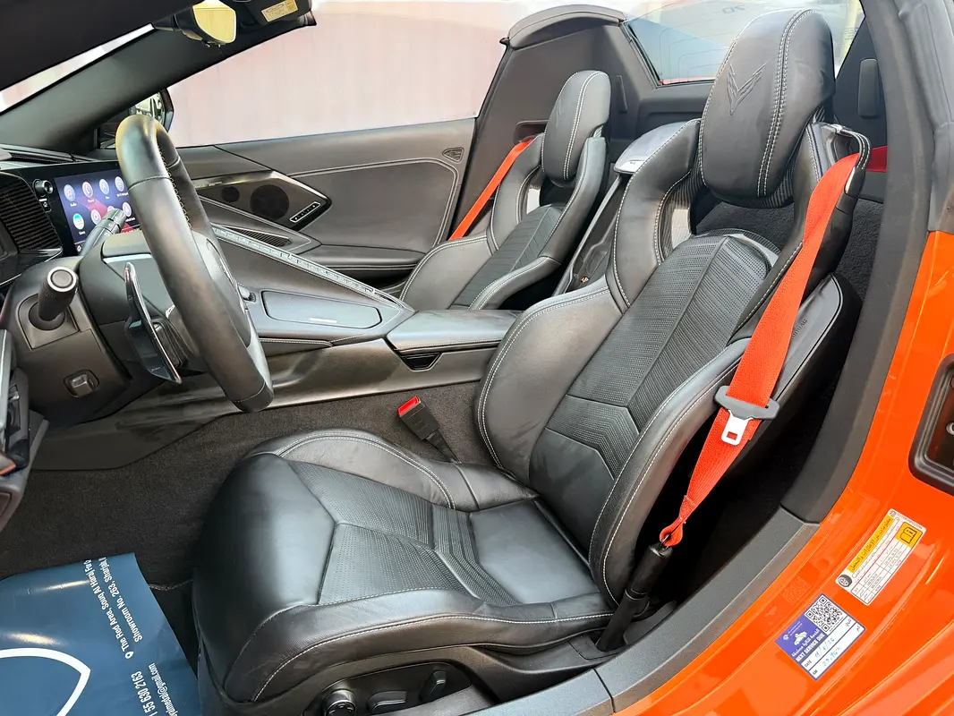 CHEVROLET Corvette 70th Anniversary Edition 2023 - photo 11 - Import Émirats | International Cars