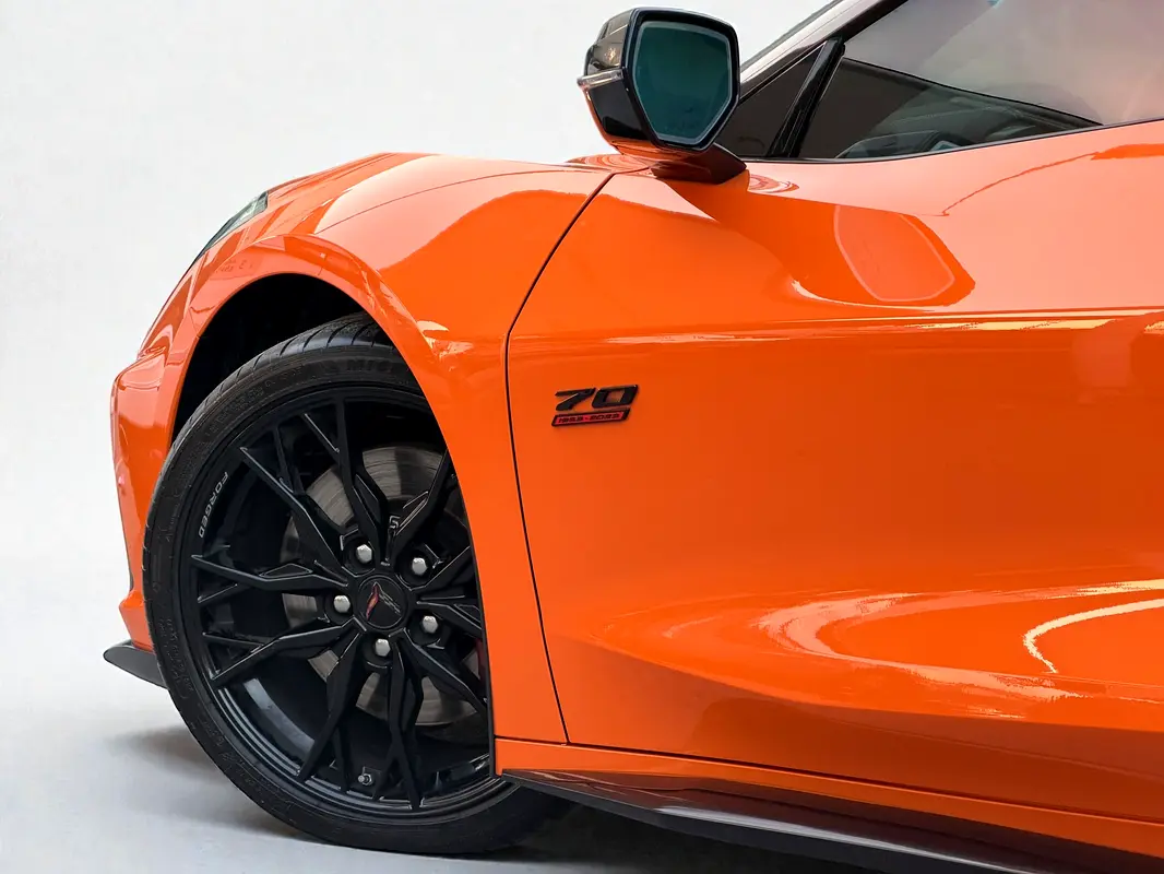 CHEVROLET Corvette 70th Anniversary Edition 2023 - photo 7 - Import Émirats | International Cars