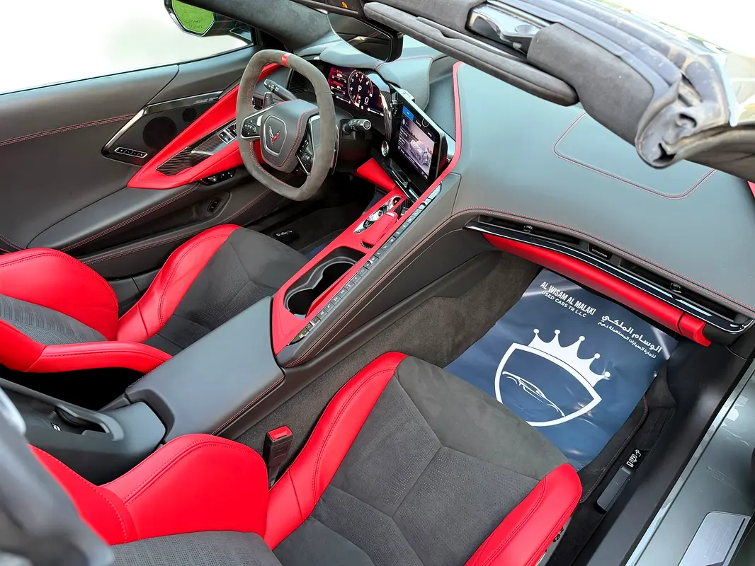 CHEVROLET Corvette 70th Anniversary Edition 2023 - photo 11 - Import Émirats | International Cars