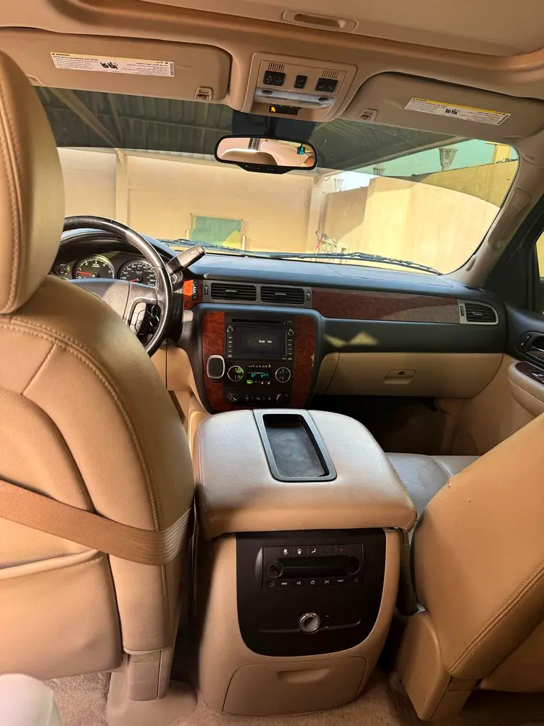 CHEVROLET Tahoe LTZ 2008 - photo 8 - Import Émirats | International Cars