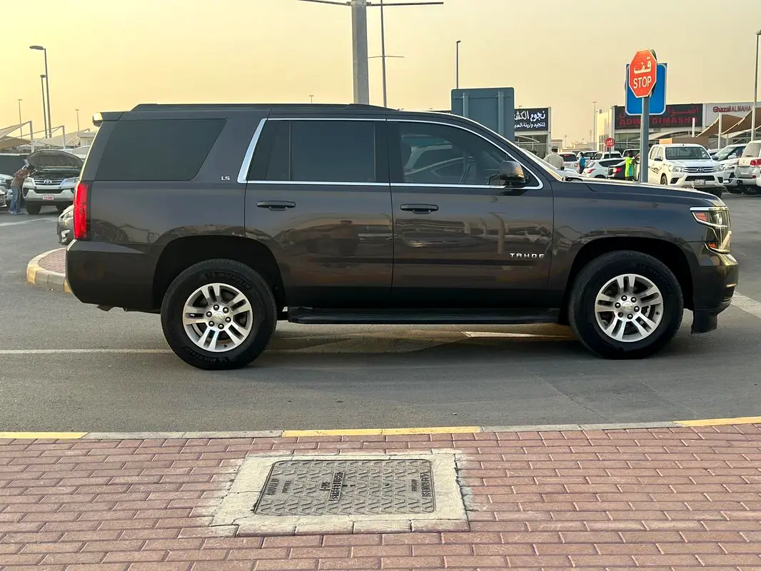 CHEVROLET Tahoe LS 2016 - photo 4 - Import Émirats | International Cars