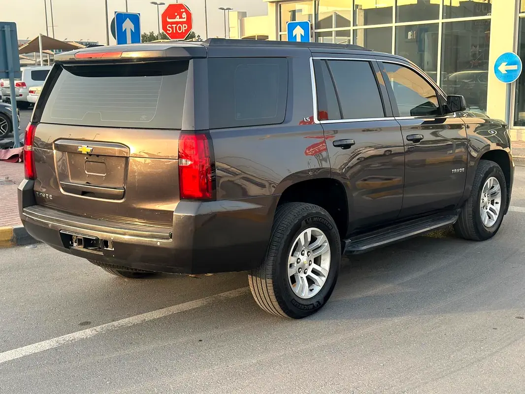 CHEVROLET Tahoe LS 2016 - photo 6 - Import Émirats | International Cars