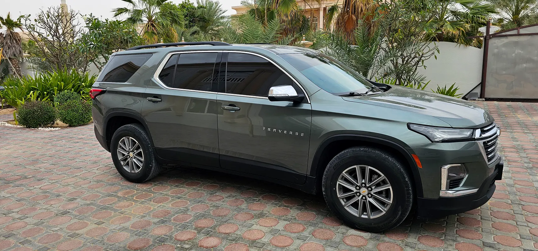 CHEVROLET Traverse LT 2023 - photo 10 - Import Émirats | International Cars