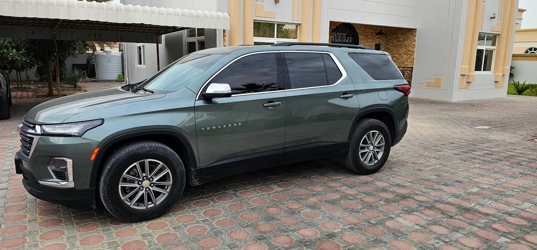 CHEVROLET Traverse LT 2023 - photo 11 - Import Émirats | International Cars