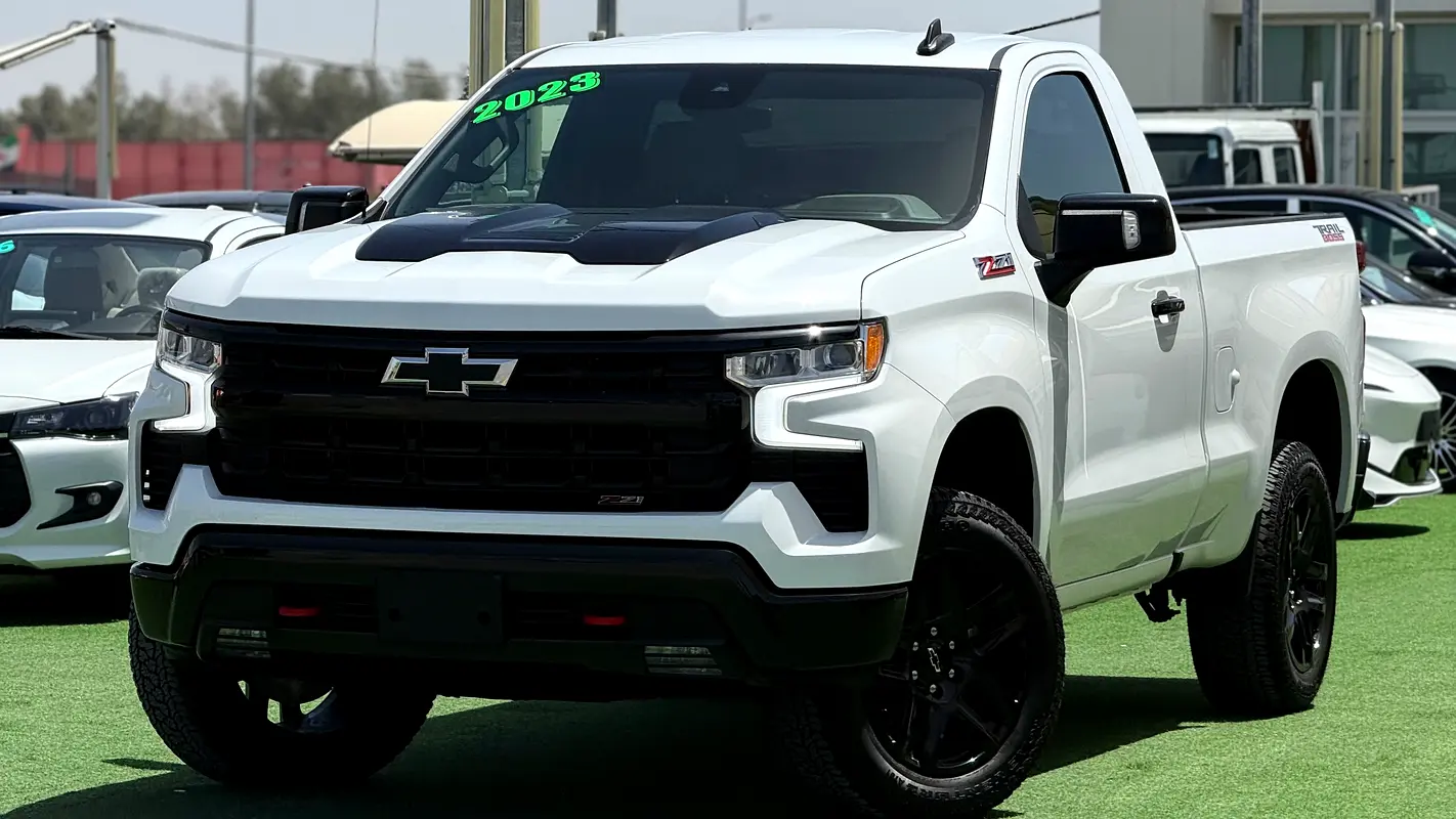 CHEVROLET Silverado 1500 LT Trail Boss 2023 - photo 3 - Import Émirats | International Cars