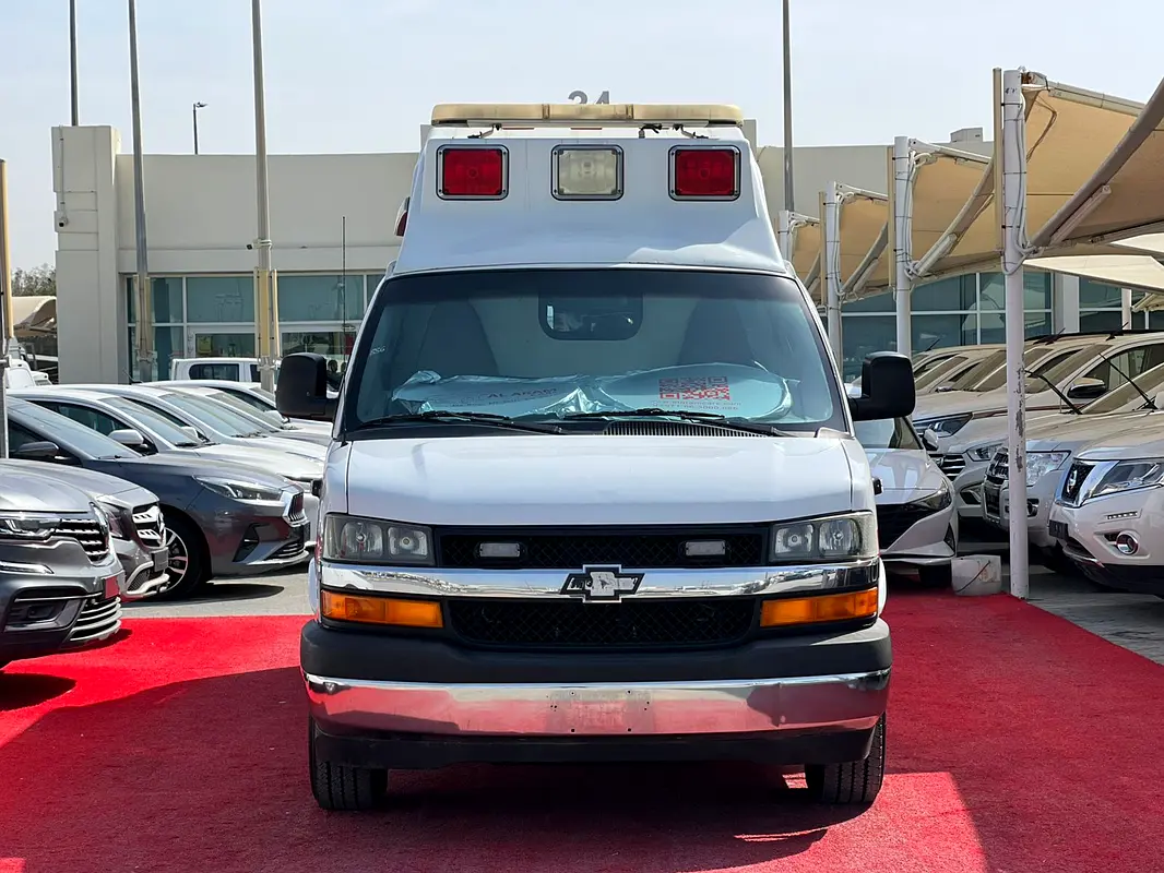 CHEVROLET Express Other 2017 - photo 2 - Import Émirats | International Cars