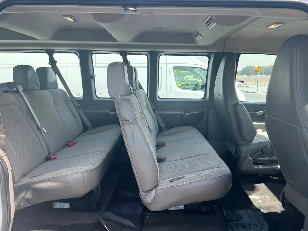 CHEVROLET Express Other 2020 - photo 11 - Import Émirats | International Cars