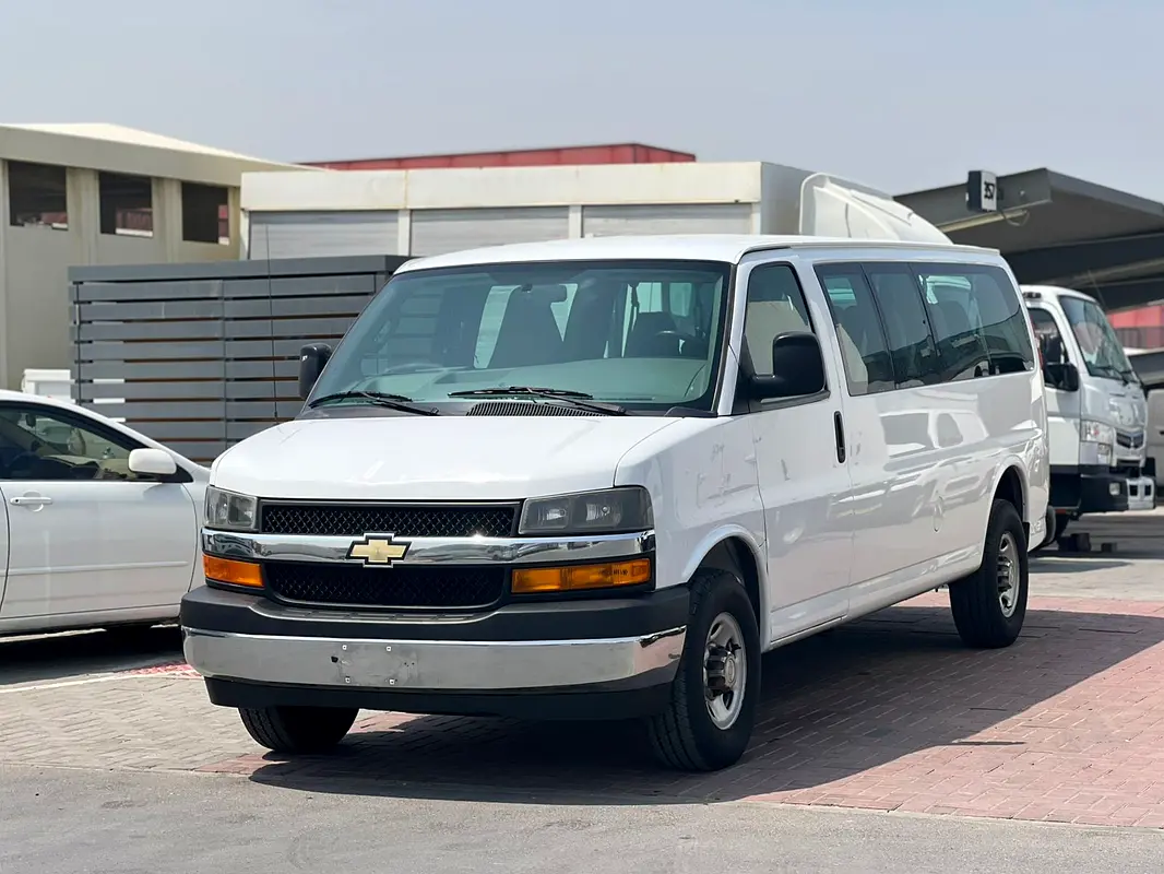 CHEVROLET Express Other 2020 - photo 3 - Import Émirats | International Cars