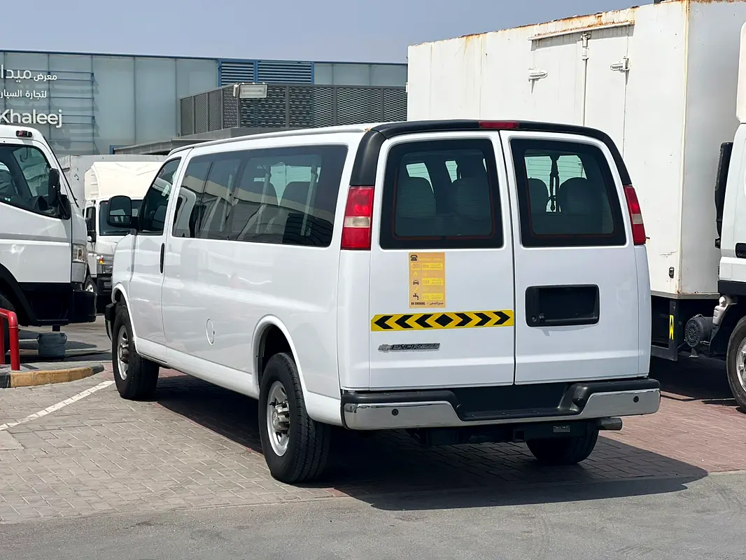 CHEVROLET Express Other 2020 - photo 4 - Import Émirats | International Cars