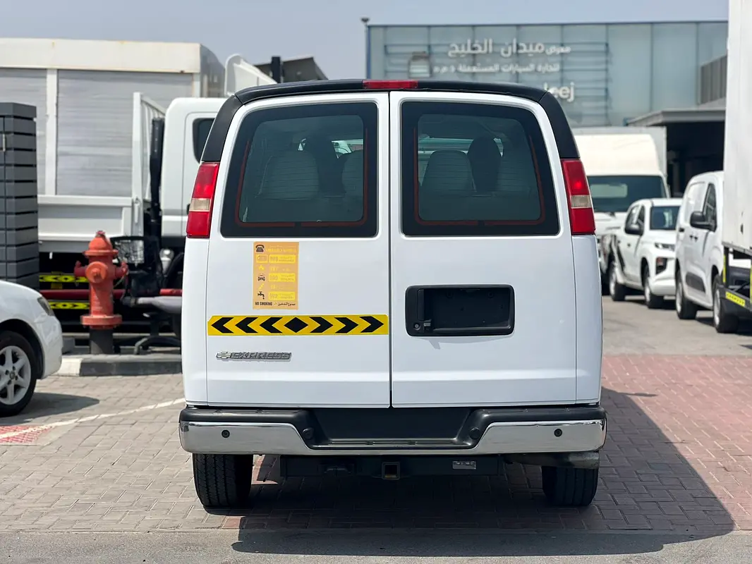 CHEVROLET Express Other 2020 - photo 5 - Import Émirats | International Cars