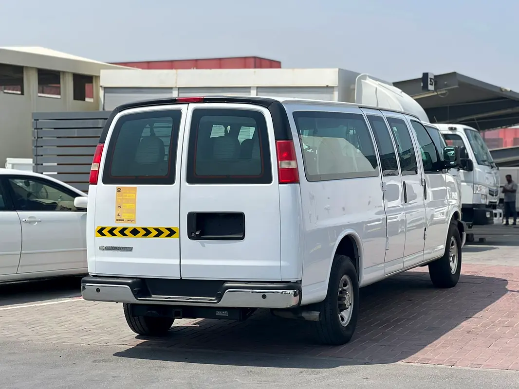 CHEVROLET Express Other 2020 - photo 6 - Import Émirats | International Cars