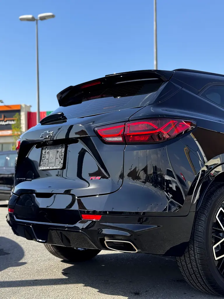 CHEVROLET Blazer RS 2023 - photo 10 - Import Émirats | International Cars