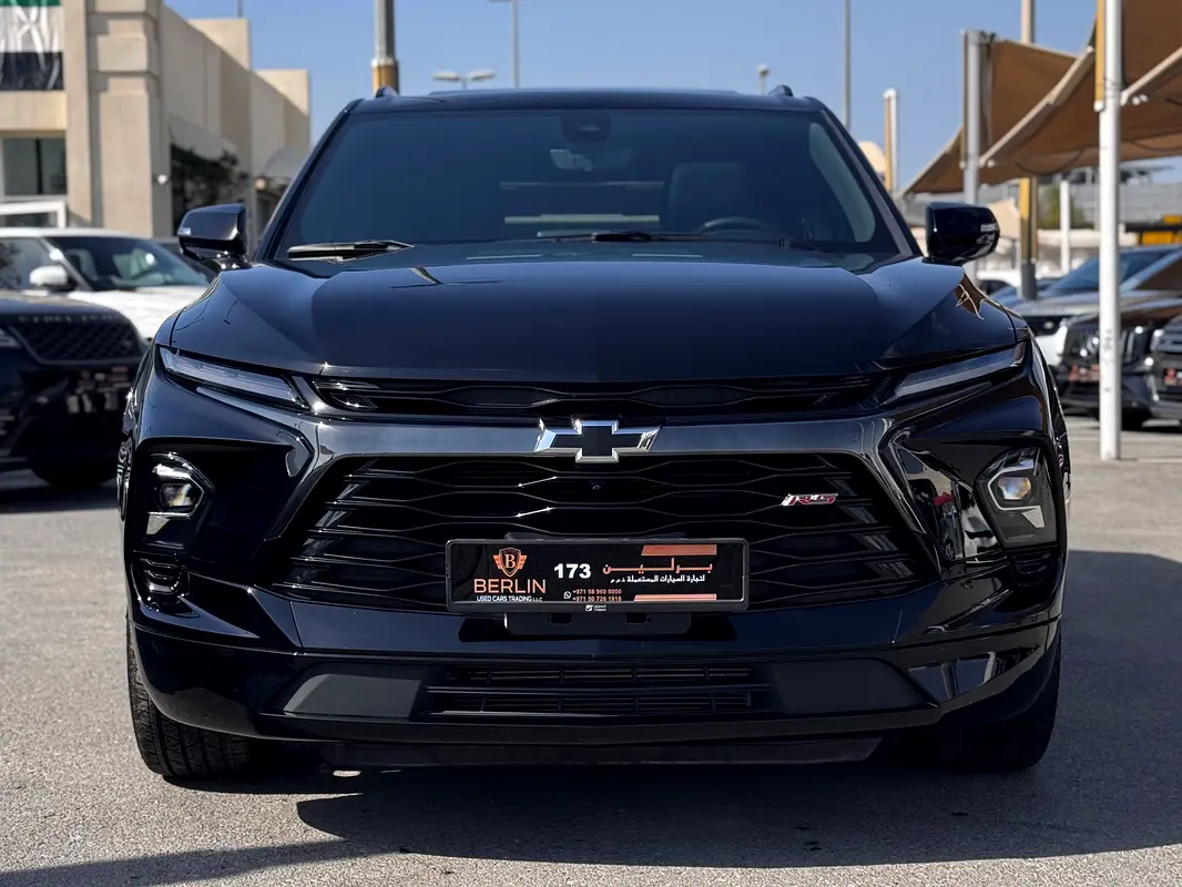 CHEVROLET Blazer RS 2023 - photo 2 - Import Émirats | International Cars