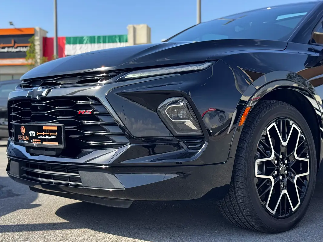 CHEVROLET Blazer RS 2023 - photo 4 - Import Émirats | International Cars