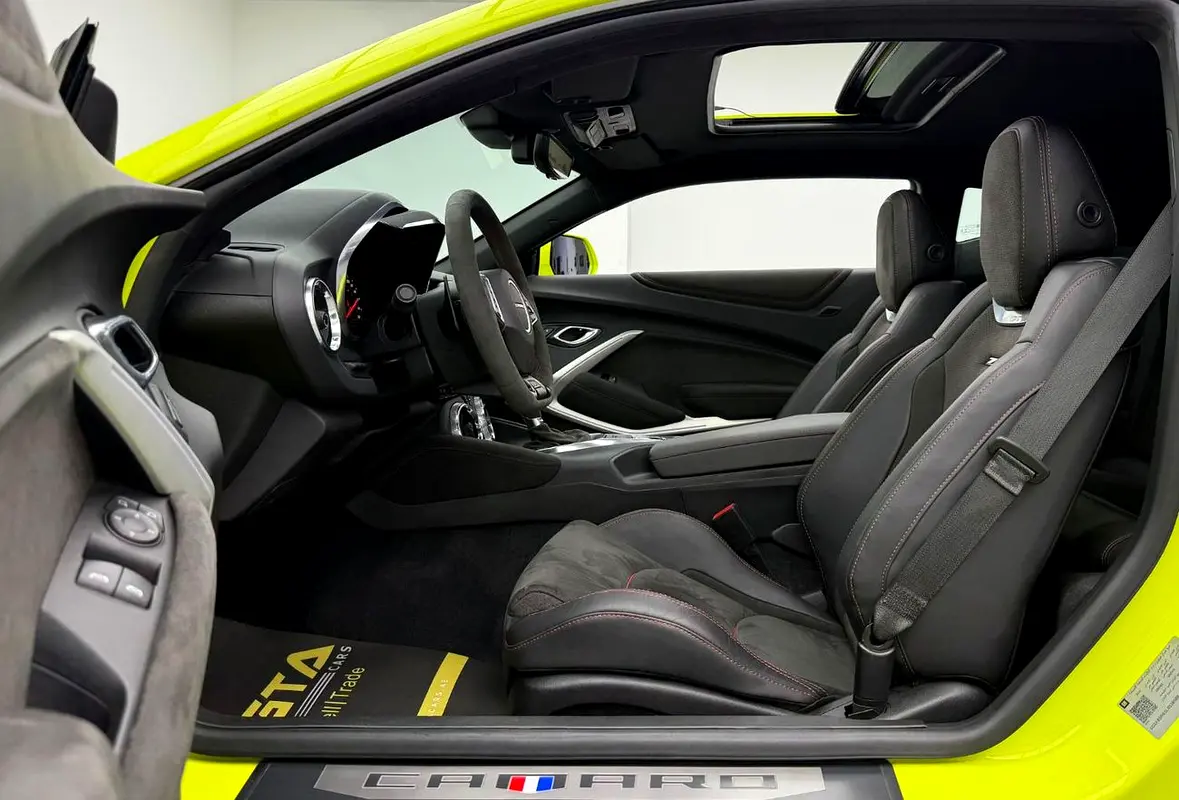 CHEVROLET Camaro ZL1 2020 - photo 8 - Import Émirats | International Cars