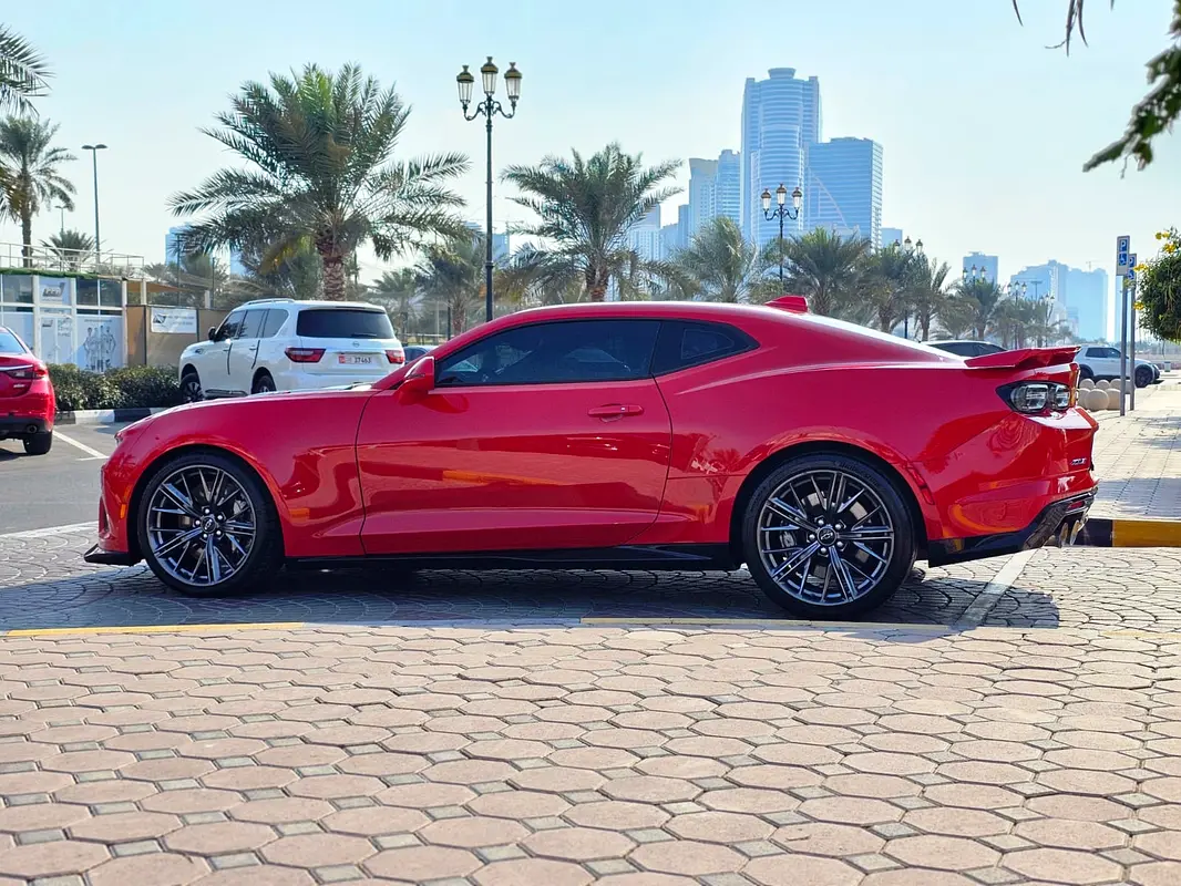 CHEVROLET Camaro ZL1 2023 - photo 3 - Import Émirats | International Cars