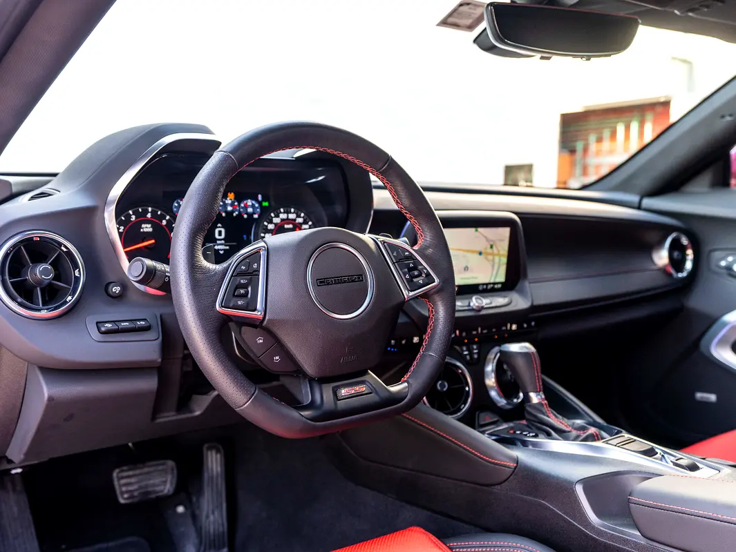 CHEVROLET Camaro 2SS 2023 - photo 9 - Import Émirats | International Cars