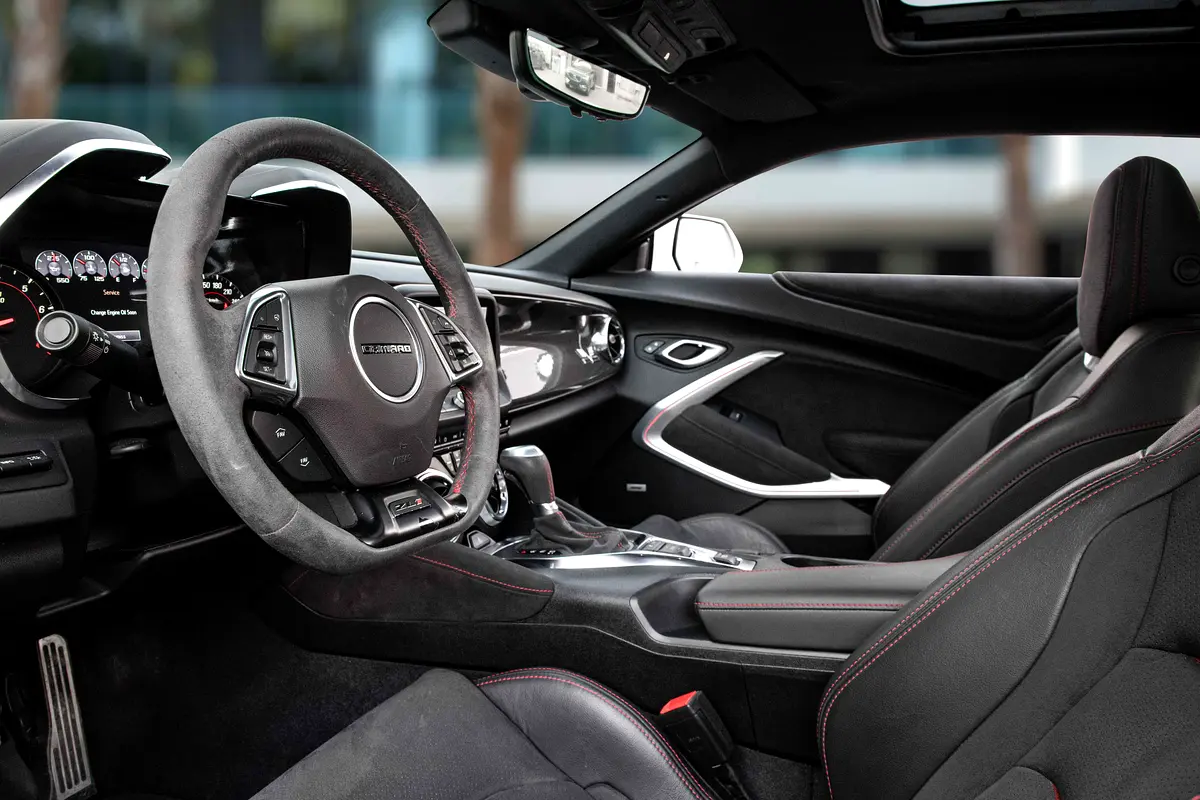 CHEVROLET Camaro ZL1 2023 - photo 9 - Import Émirats | International Cars