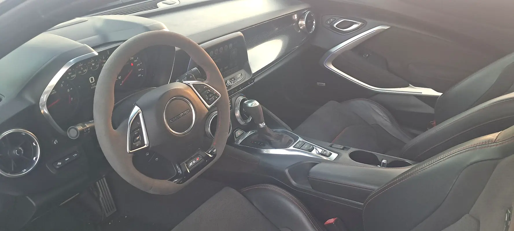 CHEVROLET Camaro ZL1 2018 - photo 10 - Import Émirats | International Cars