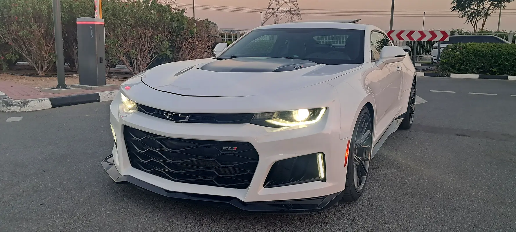 CHEVROLET Camaro ZL1 2018 - photo 3 - Import Émirats | International Cars
