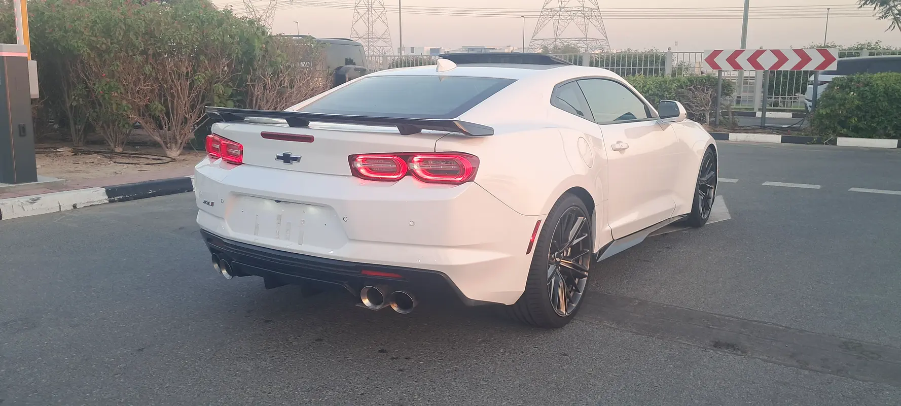 CHEVROLET Camaro ZL1 2018 - photo 8 - Import Émirats | International Cars