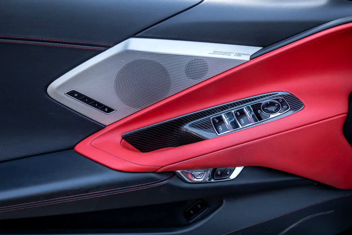 CHEVROLET Corvette Stingray 2022 - photo 11 - Import Émirats | International Cars