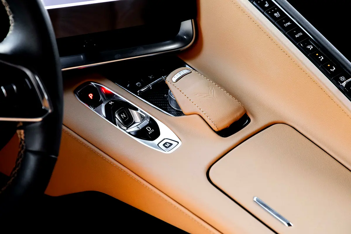 CHEVROLET Corvette Stingray 2024 - photo 10 - Import Émirats | International Cars