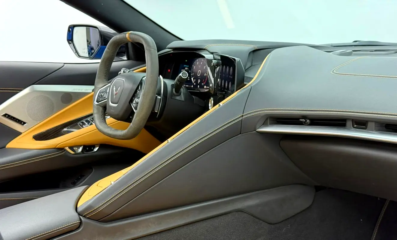 CHEVROLET Corvette Stingray 2022 - photo 11 - Import Émirats | International Cars