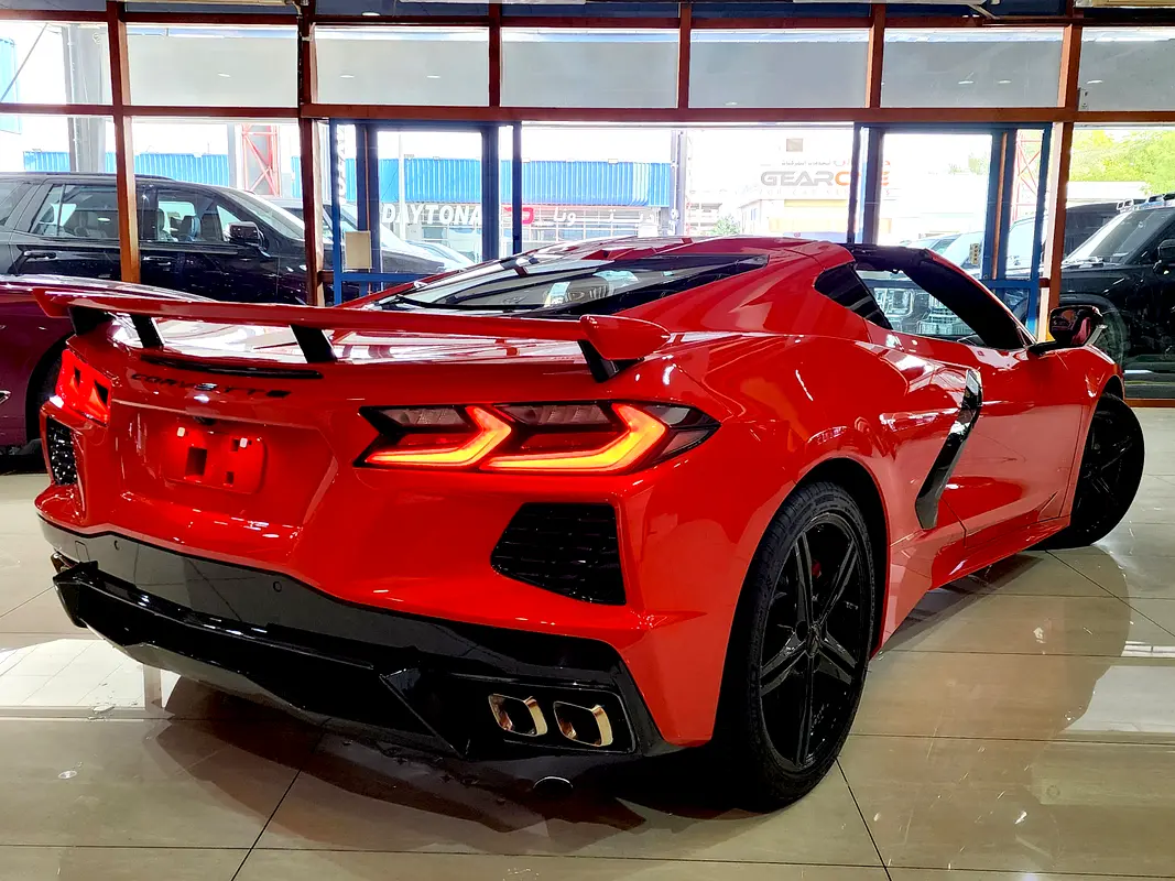 CHEVROLET Corvette C8 3LT 2026 - photo 2 - Import Émirats | International Cars