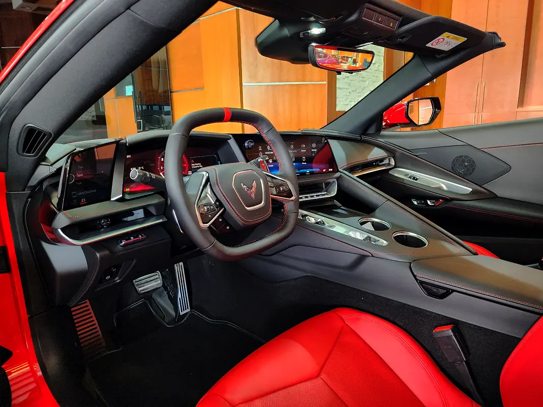 CHEVROLET Corvette C8 3LT 2026 - photo 6 - Import Émirats | International Cars