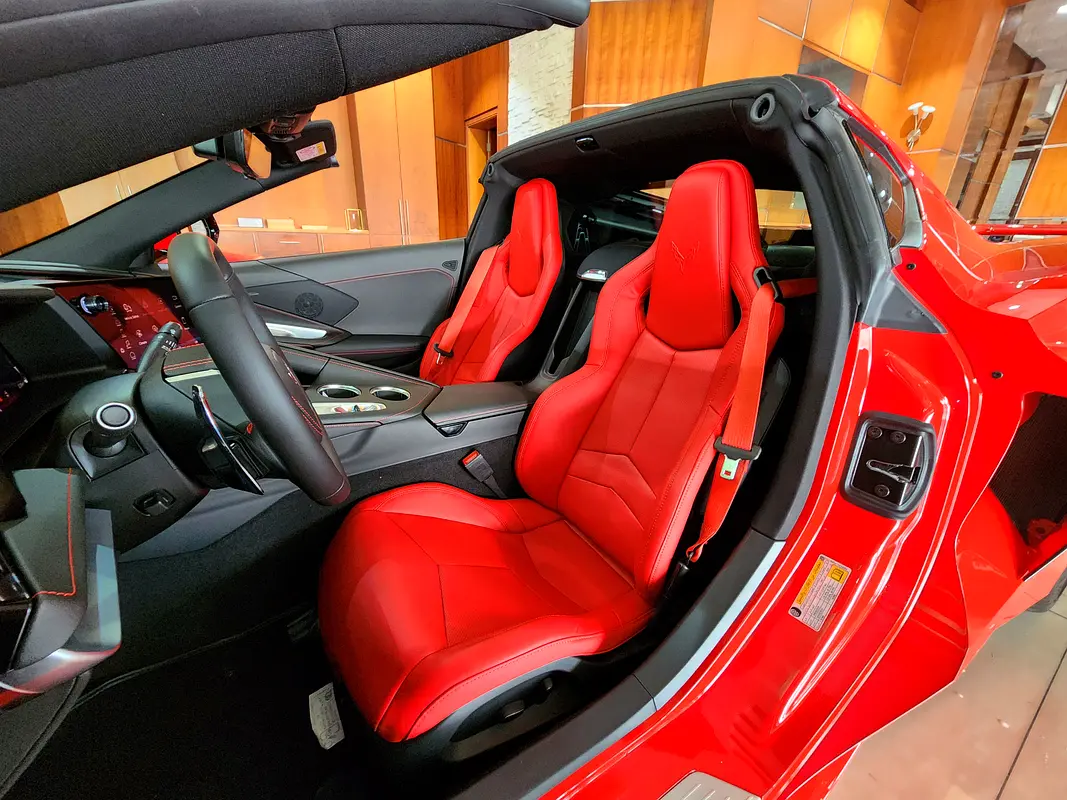 CHEVROLET Corvette C8 3LT 2026 - photo 7 - Import Émirats | International Cars