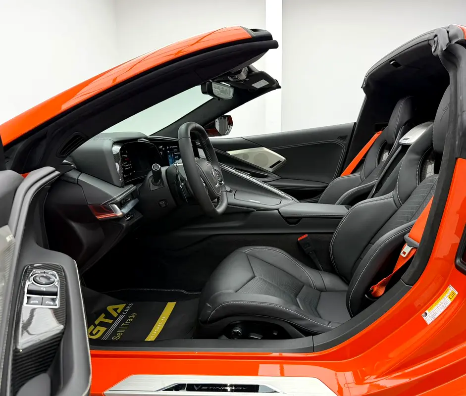 CHEVROLET Corvette Stingray 2025 - photo 12 - Import Émirats | International Cars