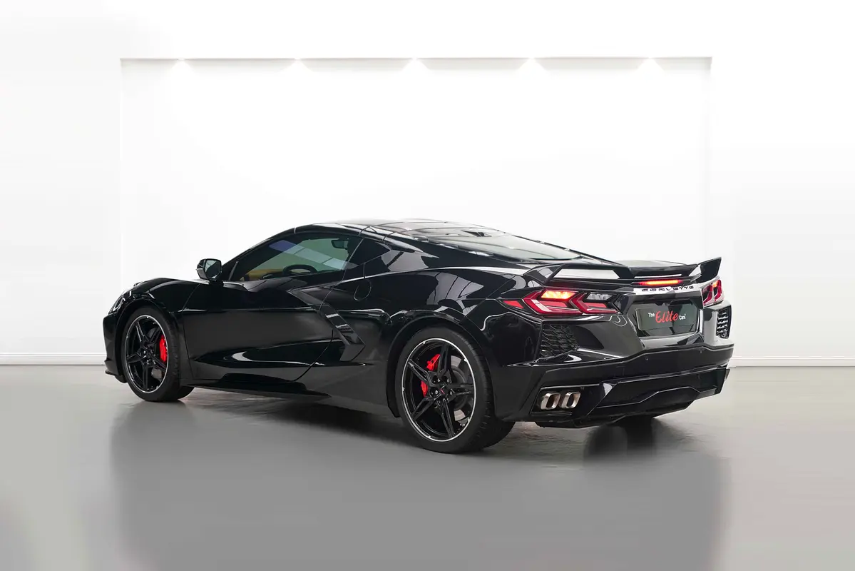 CHEVROLET Corvette Stingray 2022 - photo 4 - Import Émirats | International Cars