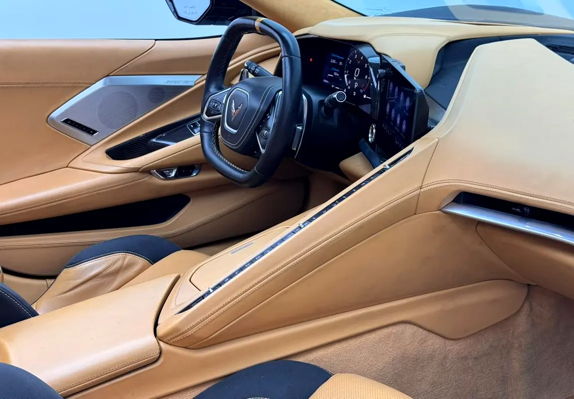 CHEVROLET Corvette C8 3LT 2021 - photo 11 - Import Émirats | International Cars